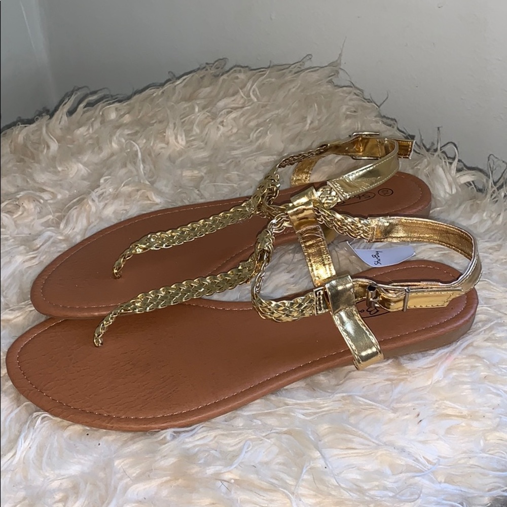 Star bay sandals